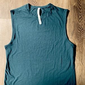 Men’s LULULEMON Forest Green tank